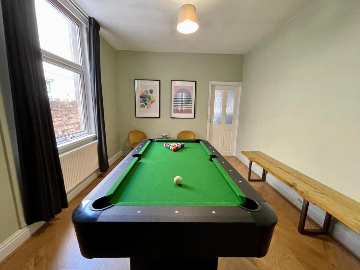 Edwardian City Centre House For Big Groups, Offroad Parking & Hot Tub! Кардифф Экстерьер фото