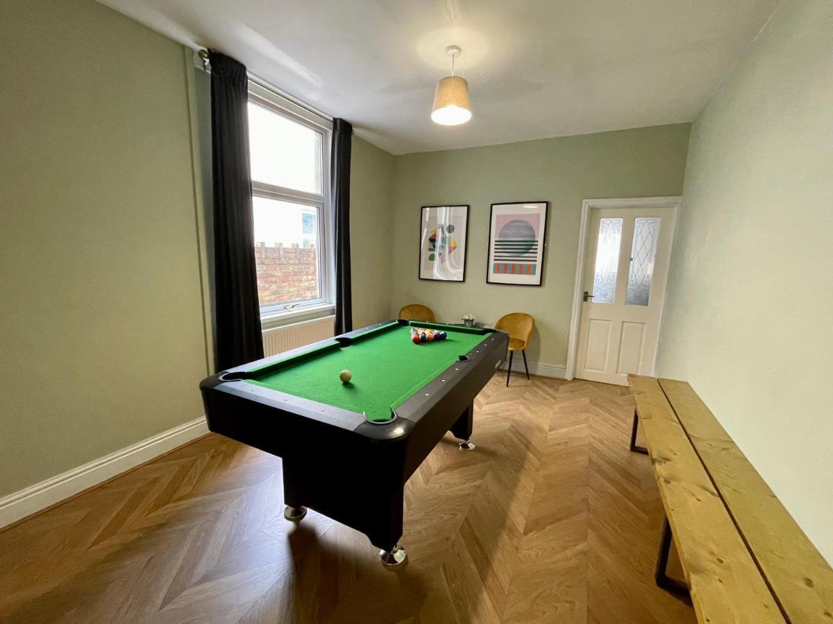 Edwardian City Centre House For Big Groups, Offroad Parking & Hot Tub! Кардифф Экстерьер фото